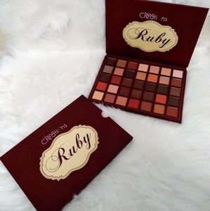 Eyeshadow Palette Ruby
